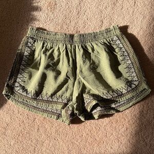 Abercrombie embroidered shorts